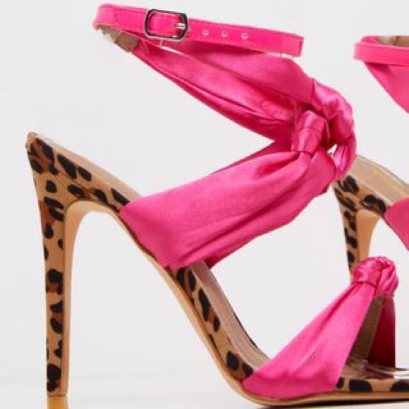 🎀Leopard Heels🎀 - Picture 4 of 8